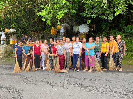 Gerakan Gotong Royong Kulkul PKK dan Posyandu Desa Sidetapa Bulan Januari 2026
